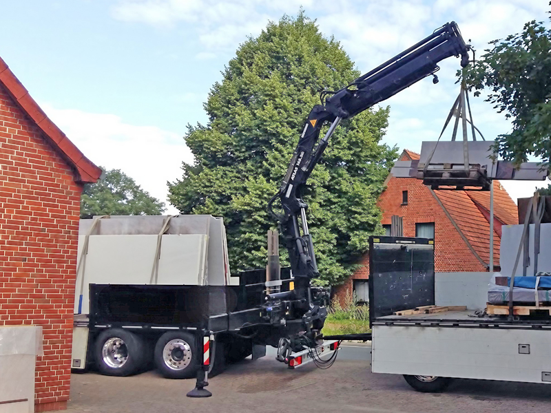 DACH-weite Naturstein-Lieferung